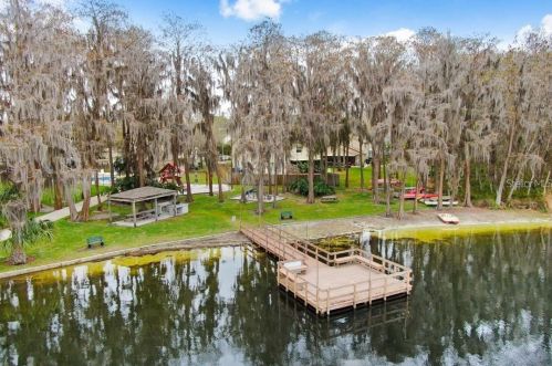 5105 Corvette Dr, Tampa FL 33624-1014 exterior