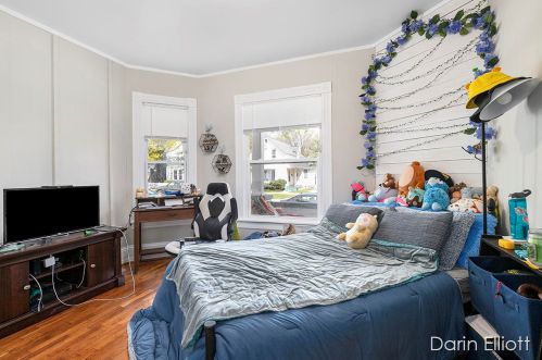 1037 Jennette, Grand Rapids MI 49504-4143 exterior