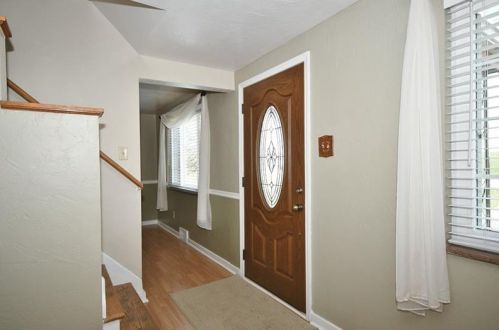 926 Agnew Rd, Pittsburgh, PA 15227-3902