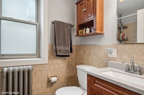 4103 Oakley Ave, Chicago IL 60609-2222 exterior