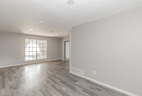 7609 Dentcrest Dr, Dallas TX 75254-8025 exterior