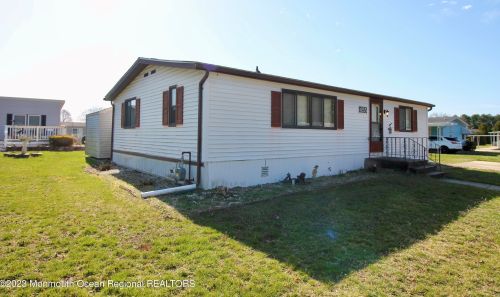 455 Charles Pl, East Freehold, NJ 07728-3403