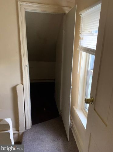 101 6 St, Darby PA 19023-2305 exterior