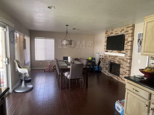 986 Mirada Dr, Perris CA 92571-9439 exterior