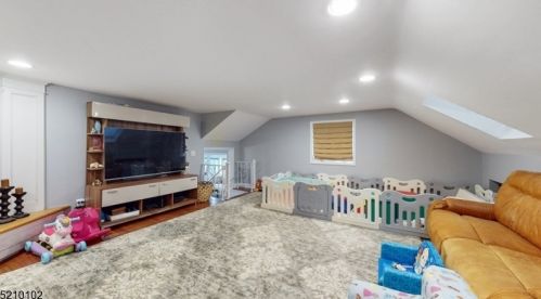 136 Mount Vernon St, Nutley NJ  07110-2568 exterior