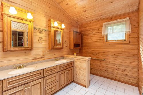 441 Sunset Rd, Ely MN 55731-8264 exterior