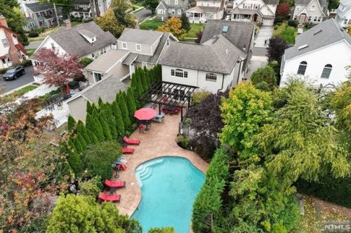 90 Spg Gdn Ave, Nutley NJ 07110-1507 exterior