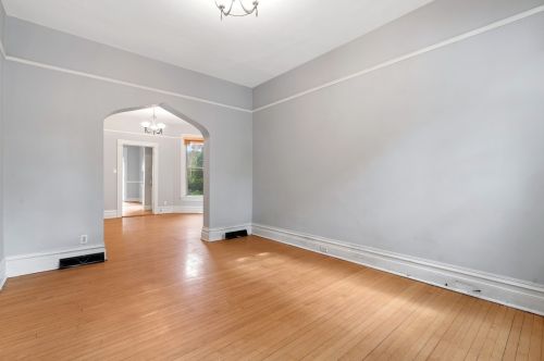 3341 Hamilton Ave, Chicago IL 60608-6036 exterior