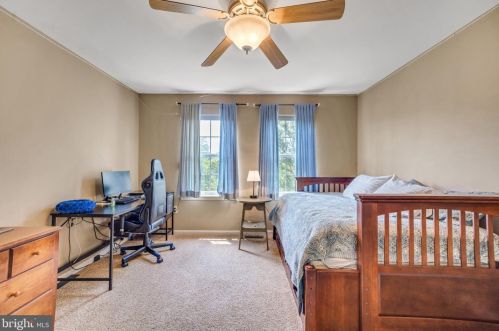 110 Pichelman Rd, Limerick PA 19468-2735 exterior