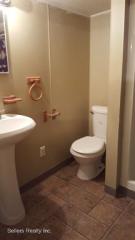 105 Mapledale Ave, Cleveland OH  44146-3538 exterior