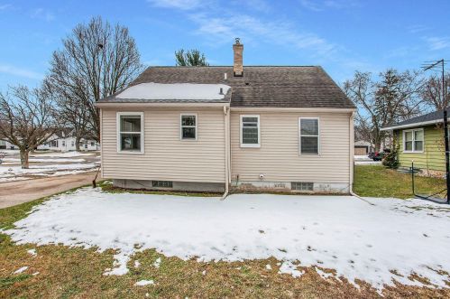 929 Beech St, Wyoming MI exterior