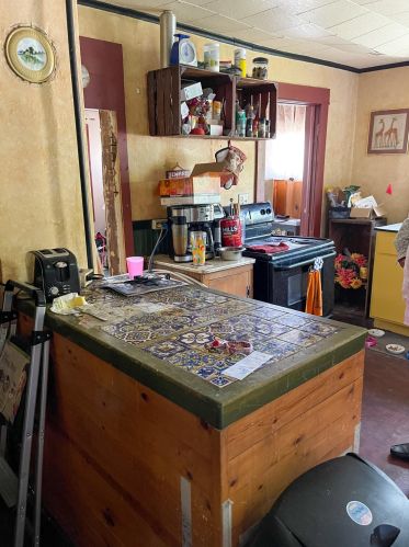 118 Ruddiman Dr, Meskegon MI 49445-3031 exterior