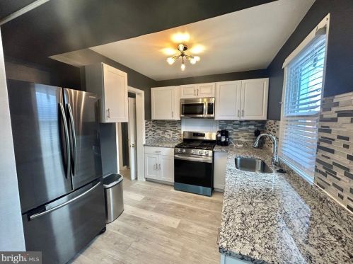 204 56th St, Washington DC  20019-6743 exterior