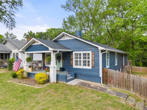 14 Eugenia Pl, Atlanta GA  30318-6357 exterior