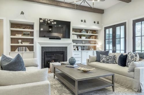 100 Ladue Meadows Ln, Saint Louis MO 63141-7503 exterior