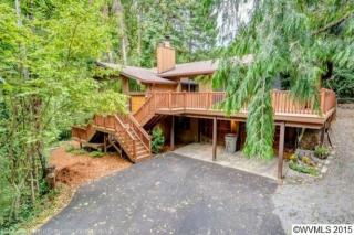 8935 Mcdonald St, Portland OR  97224-5925 exterior