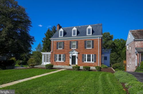 1297 Wheatland Ave, Lancaster PA 17603-4520 exterior