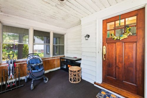 3379 Newhall St, Milwaukee WI 53211-3045 exterior