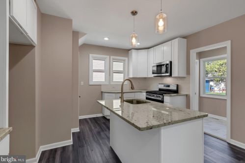 319 Marne Ave, Tavistock NJ 08033-1444 exterior