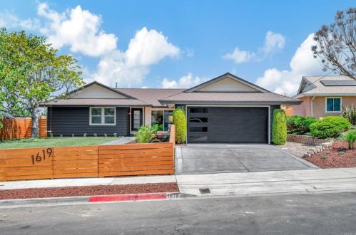 1619 Gotham St, Chula Vista CA 91913-2617 exterior