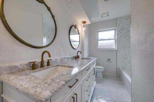 9930 Cloister Dr, Dallas TX 75228-3617 exterior