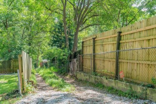 1766 Linwood Ave, Atlanta GA 30344-3159 exterior