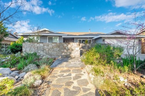 13561 Malena Dr, Tustin CA 92780-1914 exterior