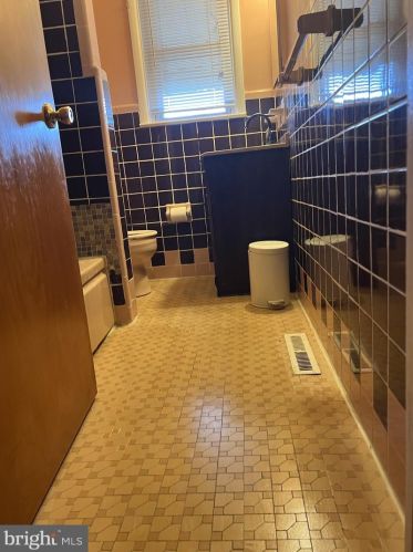 101 Ava Ave, Somerdale NJ 08083-1701 exterior