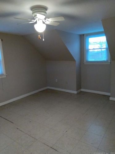 56 Cottage St, Killingly CT 06239-3026 exterior