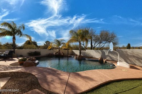 7801 Como Dr, Tucson, AZ 85742-4317