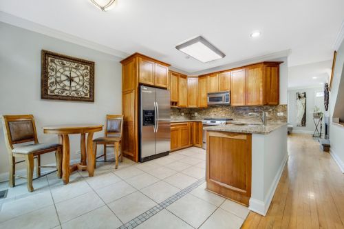 253 Goethe St, Chicago IL 60610-1803 exterior