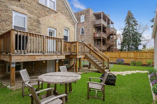 4320 Bernard St, Chicago IL  60618-1110 exterior