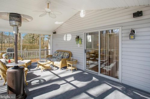 9731 Howes Rd, Dunkirk MD 20754-9254 exterior