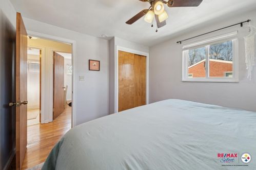 283 Longleaf Dr, Moon Twp PA  15108-3135 exterior