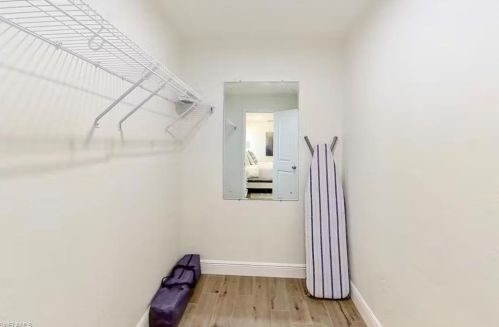 1271 Alhambra Cir, Naples FL 34103-3290 exterior