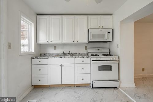 3 Walnut St, Pottstown PA 19464-5418 exterior