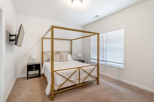 885 Berne St, Atlanta GA  30316-1874 exterior