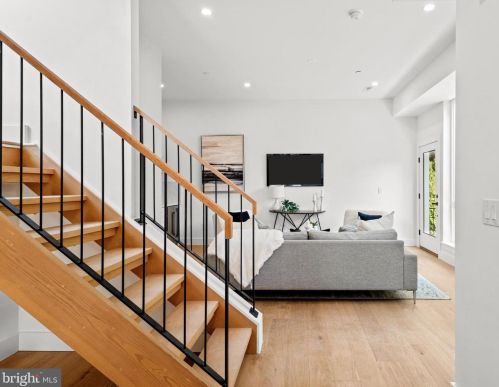 4315 Boone St, Philadelphia PA 19128-5003 exterior