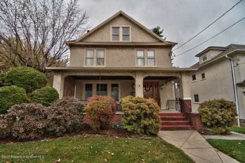 1526 Oram St, Scranton, PA 18504-1570