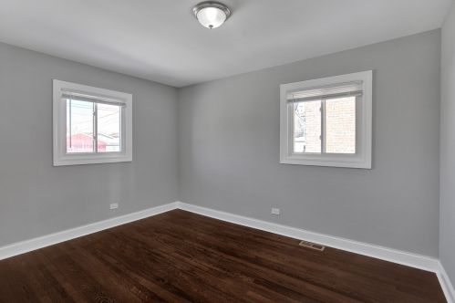 9852 Frst Ave, Chicago IL 60628-1439 exterior