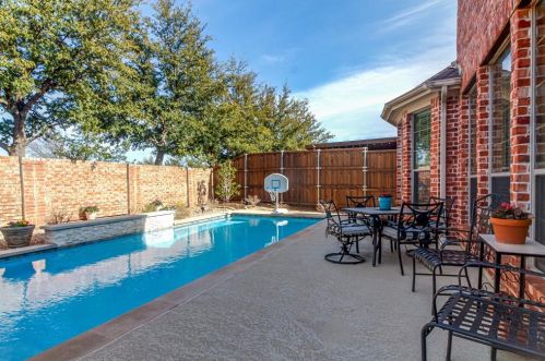 11804 Blackhawk Dr, Frisco TX 75033-4728 exterior