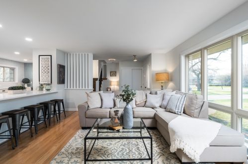 229 Bergen Dr, Milwaukee WI  53217-2308 exterior