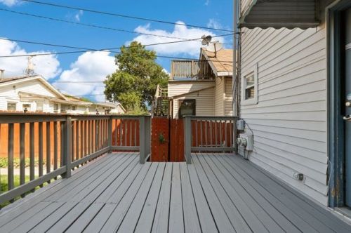 2128 Mobile Ave, Chicago IL 60634-1547 exterior