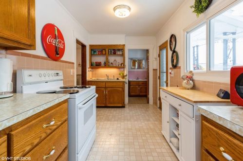 317 Cayuga St, Glendora MI  49107-1103 exterior