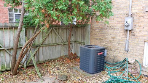 6541 Northwest Hwy, Chicago IL 60631-1440 exterior