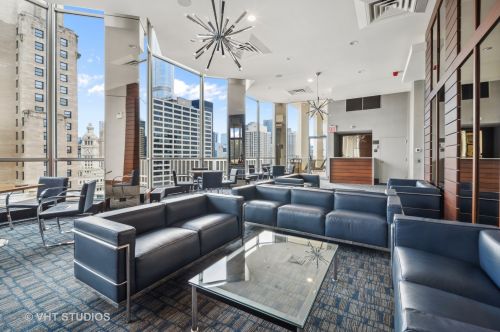 535 Michigan Ave, Chicago IL 60611-3814 exterior