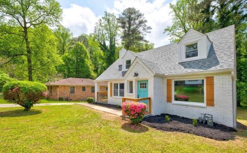 1526 Mayflower Ave, Atlanta GA 30311-2728 exterior