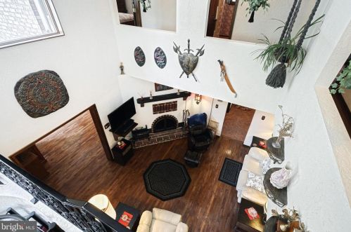 799 Laurel Wood Ln, Hanover PA 17331-6868 exterior