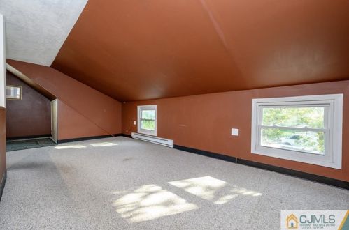 126 Park Ave, Iselin NJ 08830-2303 exterior