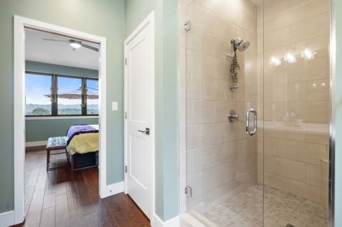 521 Jefferson St, Pittsburgh PA  15212-4418 exterior